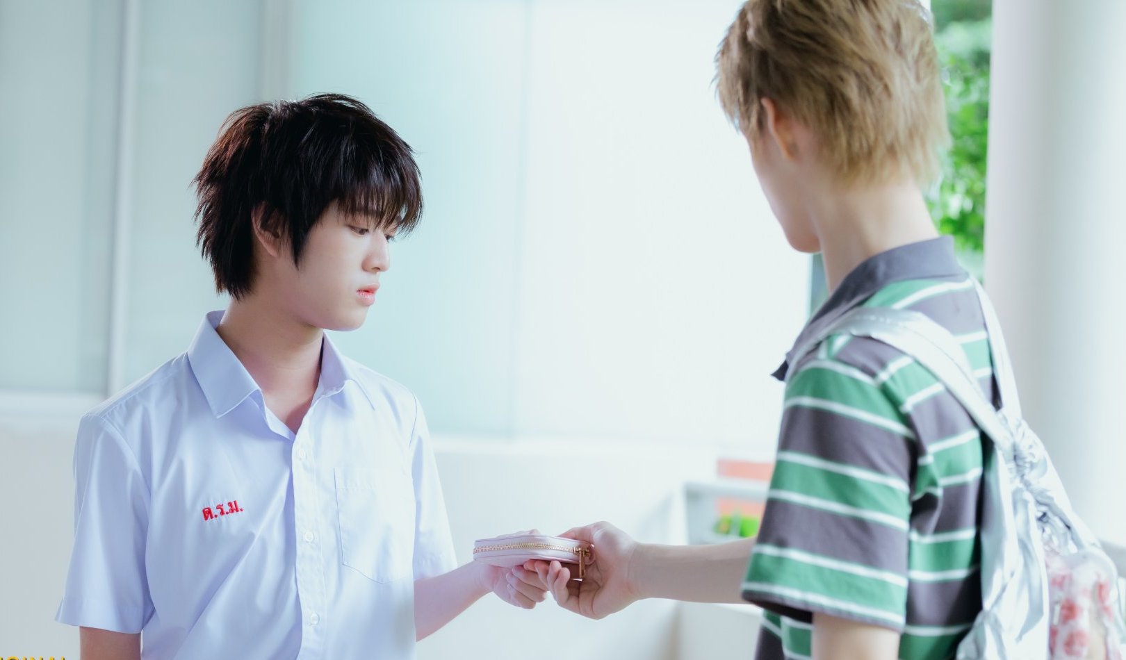 Putter Theerath Ruangkraiwattanachok Lukmo Make It Right รักออกเดิน Viu LGBTQ rom com thai drama BL drama highschool drama Eugene Phittiphat Nanthachaiyaphon Yok