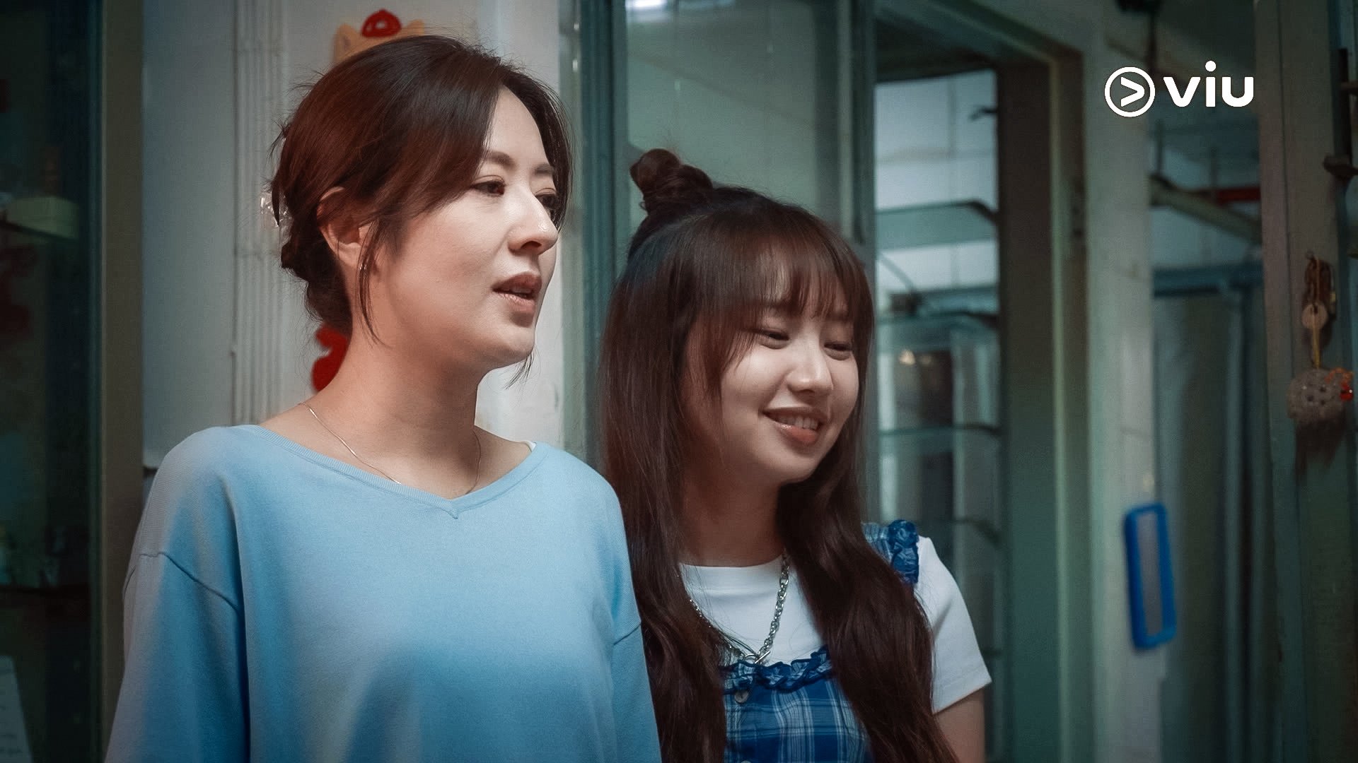 Natalie Tong Ma Lai Kwan Under The Rainbow 日落下的彩虹 Makerville ViuTV HK Dramas Family