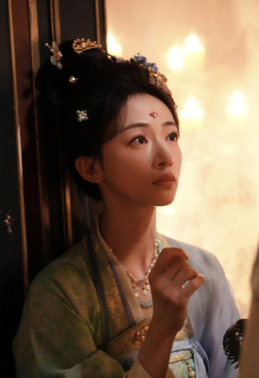 Wu Jin Yan 吴谨言 御廷谣 Royal Betrothal Demon Viu cdramas to watch historical Costume Romance Political